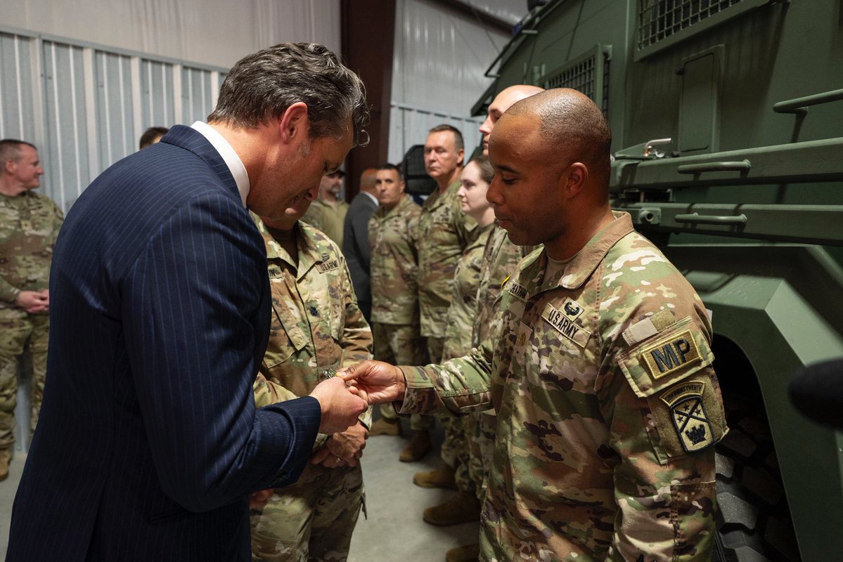 SecWar's tweet image. Today, I was proud to join @AGPamBondi and @StephenM at the Memphis Safe Task Force.

Even though the Democrats shutdown the government &amp;amp; stopped their pay — the Tennessee National Guard will never quit.

We will always stand with our federal Law Enforcement partners — putting…
