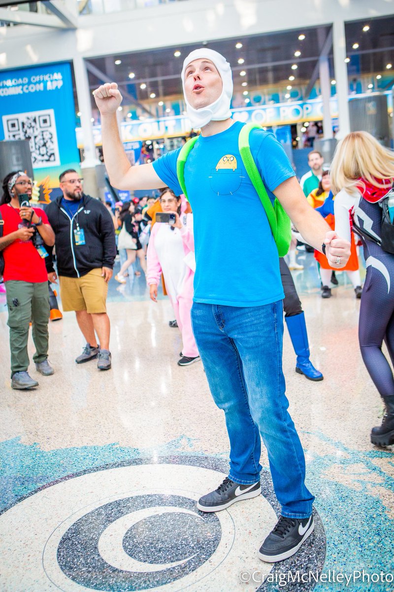 CosplayCorral's tweet image. @comicconla #lacc #lacc25 #cosplay #cosplayer #AdventureTime #finn #marceline #superman #starwars #sith