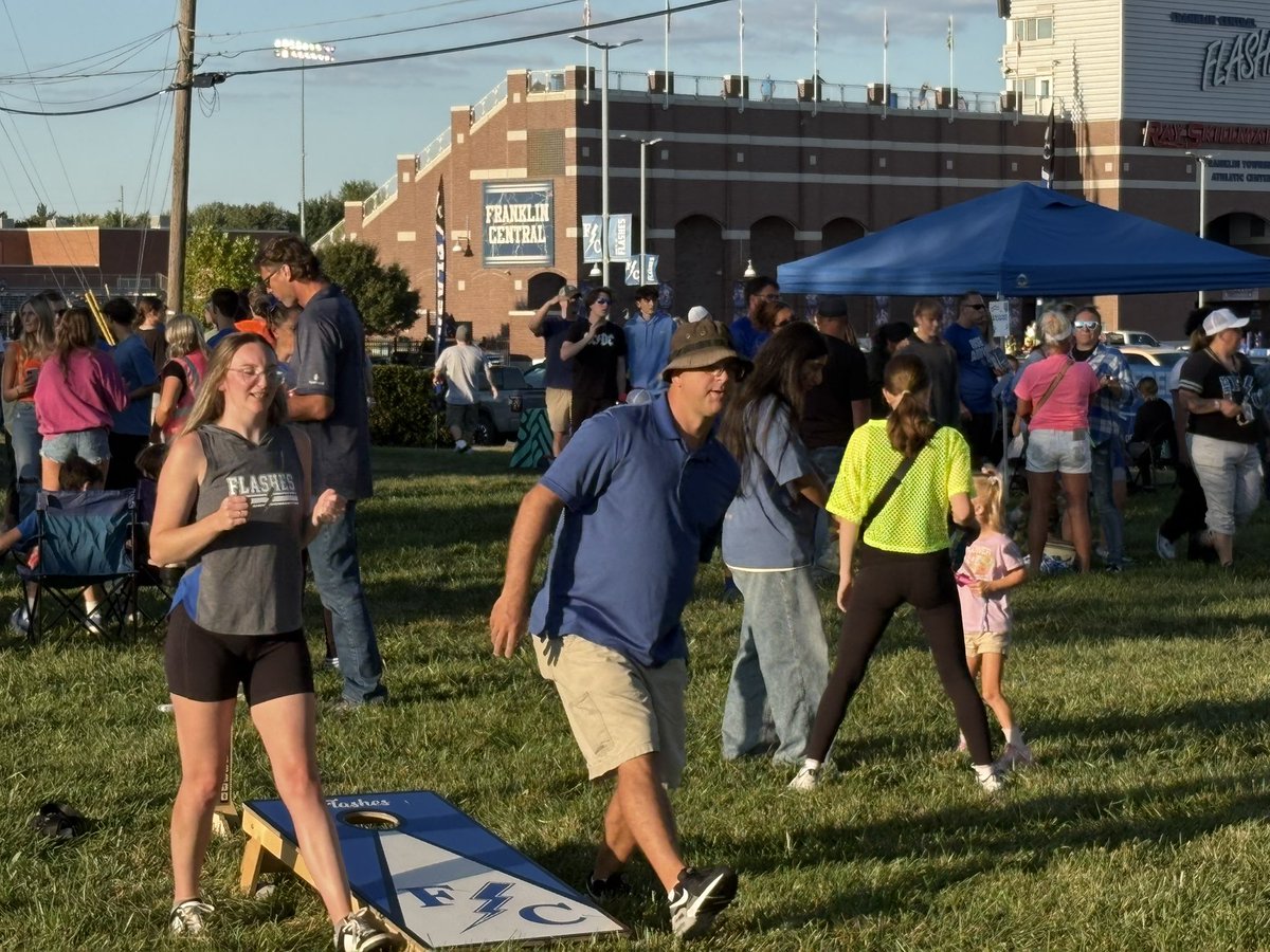 Flashes Airmail Club tweet media