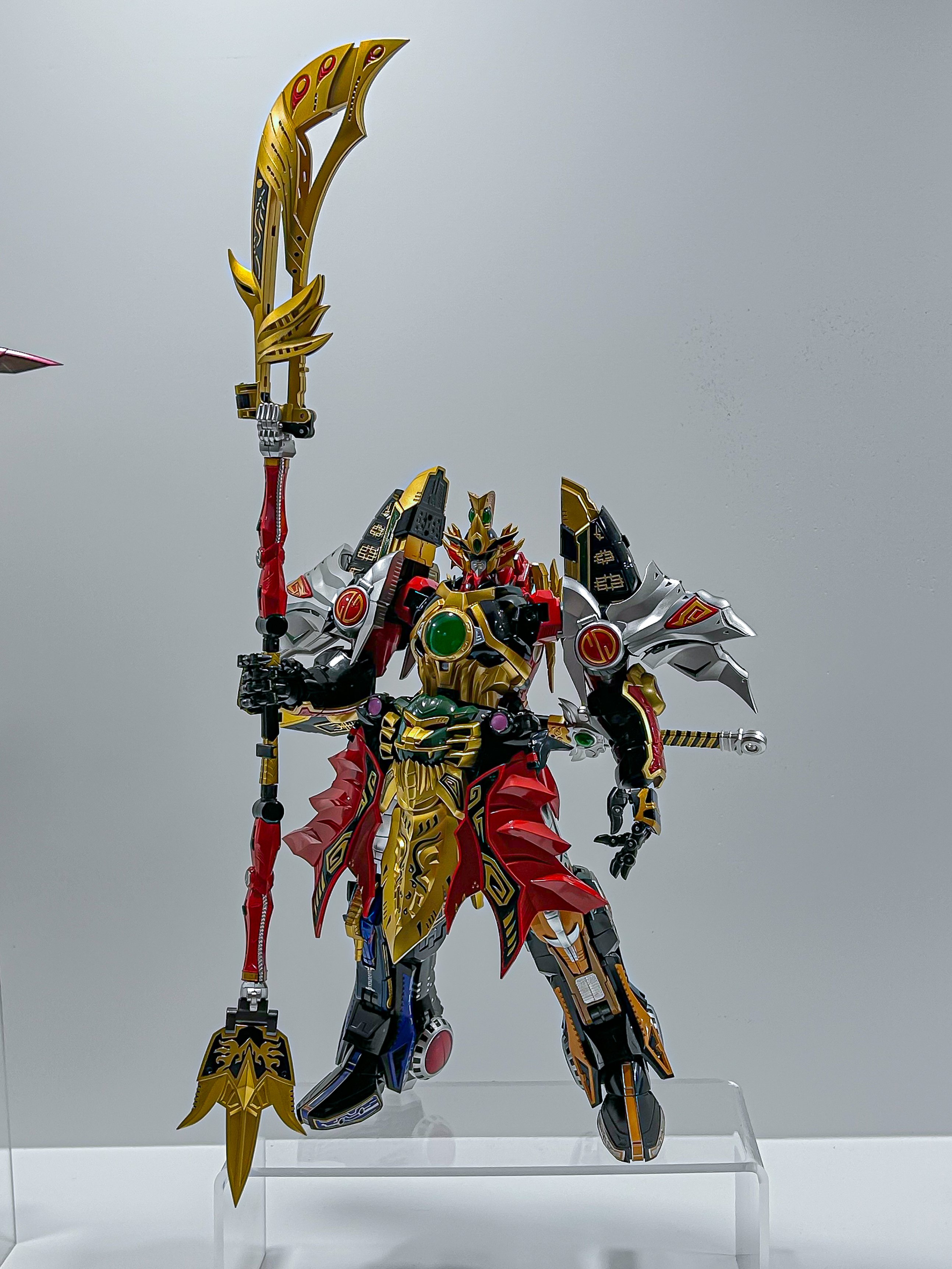 オスカー様 SHINYAKOZUKA and Converse Reimagine the Boarderstar Ox