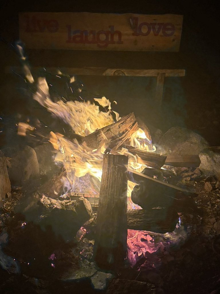 Scheeba2's tweet image. Just busted my ass the past few days and now I’m just enjoying a fire hoping the government burns to the ground.  Fuck paying taxes and fuck government overreach into our lives