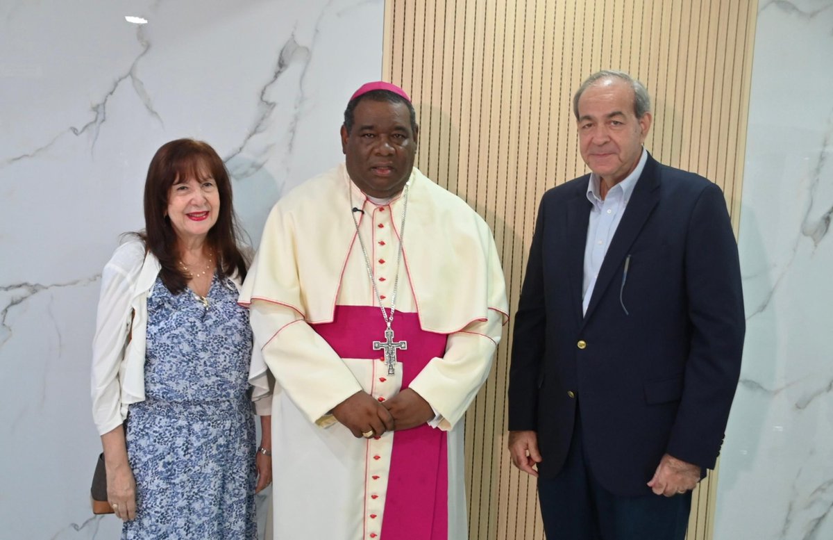 elnuevodiariord's tweet image. Monseñor Jesús Castro Marte destaca el Rosario como “arma eficaz” en la vida espiritual actual. 

Visita nuestro canal de YouTube: 
🤳 youtube.com/@ElNuevoDiario…

#ElNuevoDiarioRD