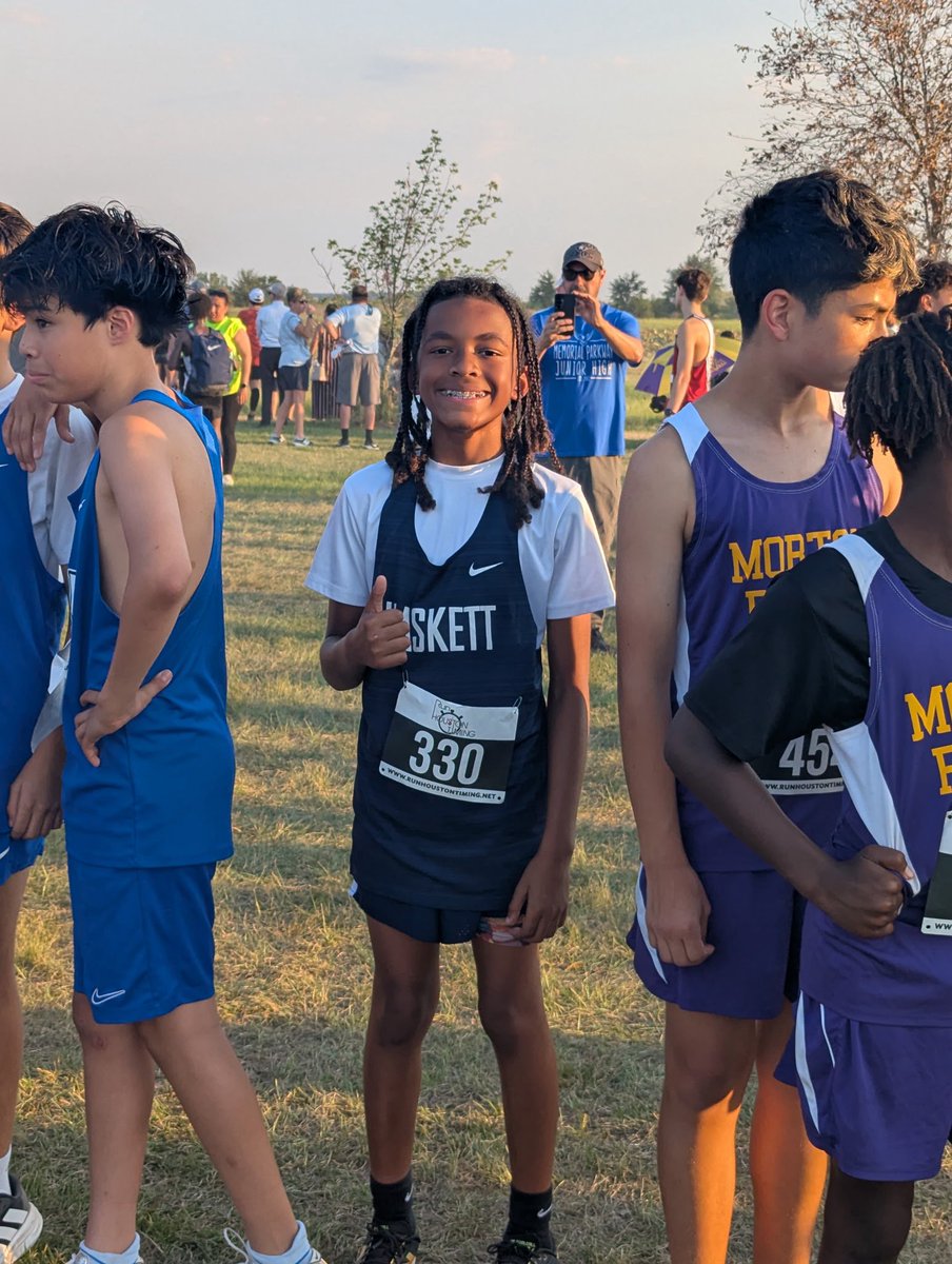MrsMWilliams5's tweet image. And that concludes our JH Cross Country season! Great season to all the kiddos! Thank you to all the coaches for your time and dedication! #WeAreHaskett #District #Year2 #TheBestOfTheBest @HJH_Athletics @HaskettJH