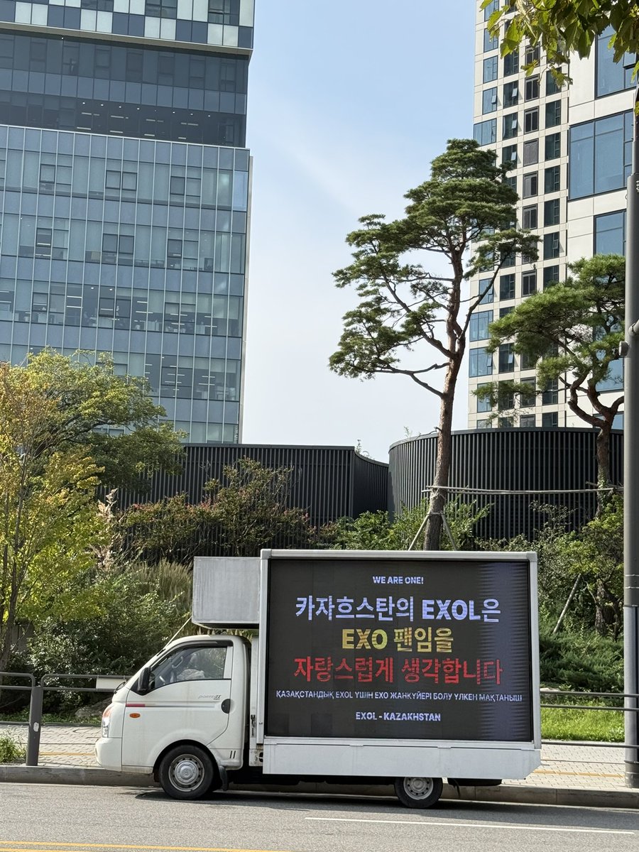 Үлкен, үлкен сиськи