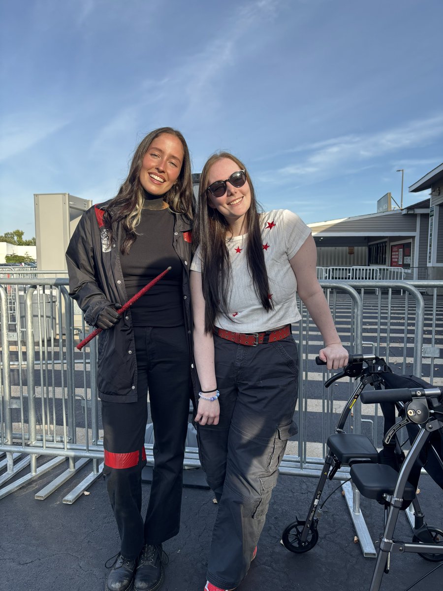 MIK 𓃑 |-/ misses the pilots tweet media