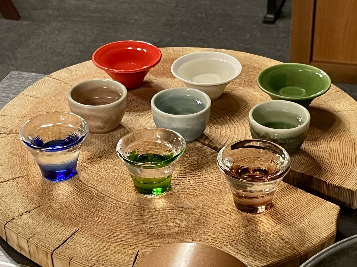 typeRr_RNA's tweet photo. 宿をチェックアウト。ほのかに硫黄の香る温泉、地元食材をふんだんに使ったおいしいごはん、山奥ならではの表情を見せてくれる自然の風景、あらゆる角度から堪能できました！
良すぎてあっという間だった、名残惜しい🥲
#天日昇りて凛と咲け2025 (@ 八丁湯 in 日光市, 栃木県) https://t.co/vN3oSdvj27 https://t.co/fFeQTZ62Eq