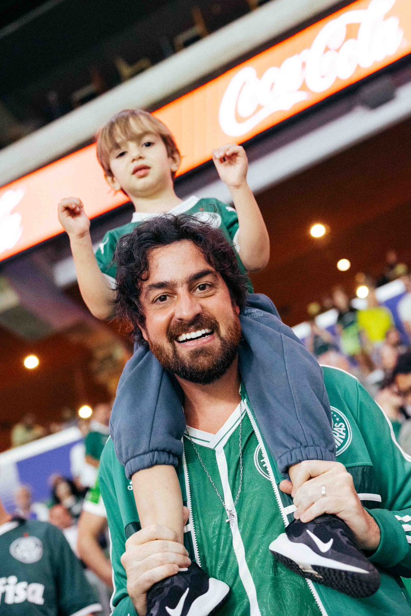 avantipalmeiras's tweet image. Mais uma vitória em #FamíliaPalmeiras 🐷
Obrigado por mais uma rodada de Brasileirão juntos, torcida que canta e vibra. AVANTI! 💚
#OPoderDoAvanti