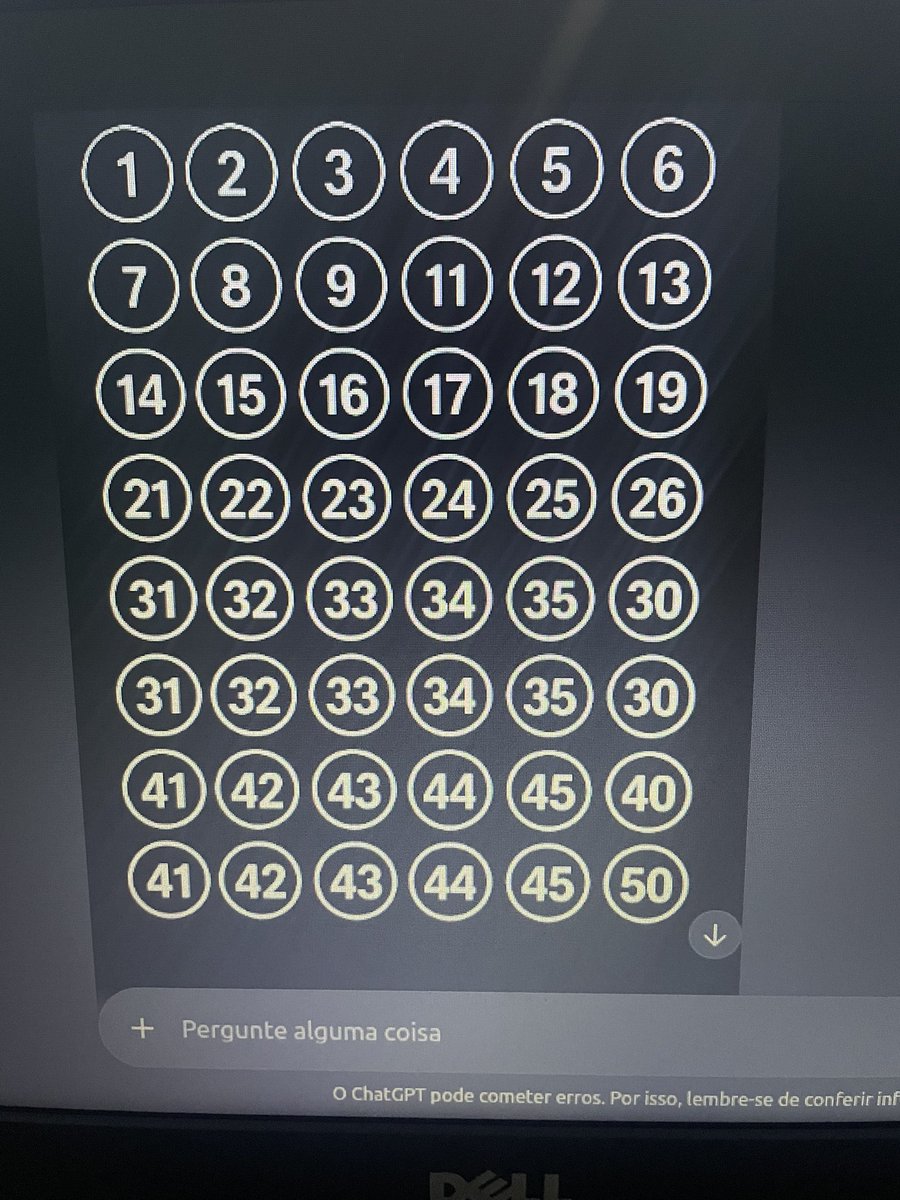 tatahcode's tweet image. Fui gerar uma imagem no chatgpt, 3x so passei raiva 😠 vou fazer um curso de engenharia de prompt pq ta difiicil, nao sei como melhorar isso! Uma imagem veio sem numero e outras duas veio numero repetido 🤣🤣🤣🤣🤣