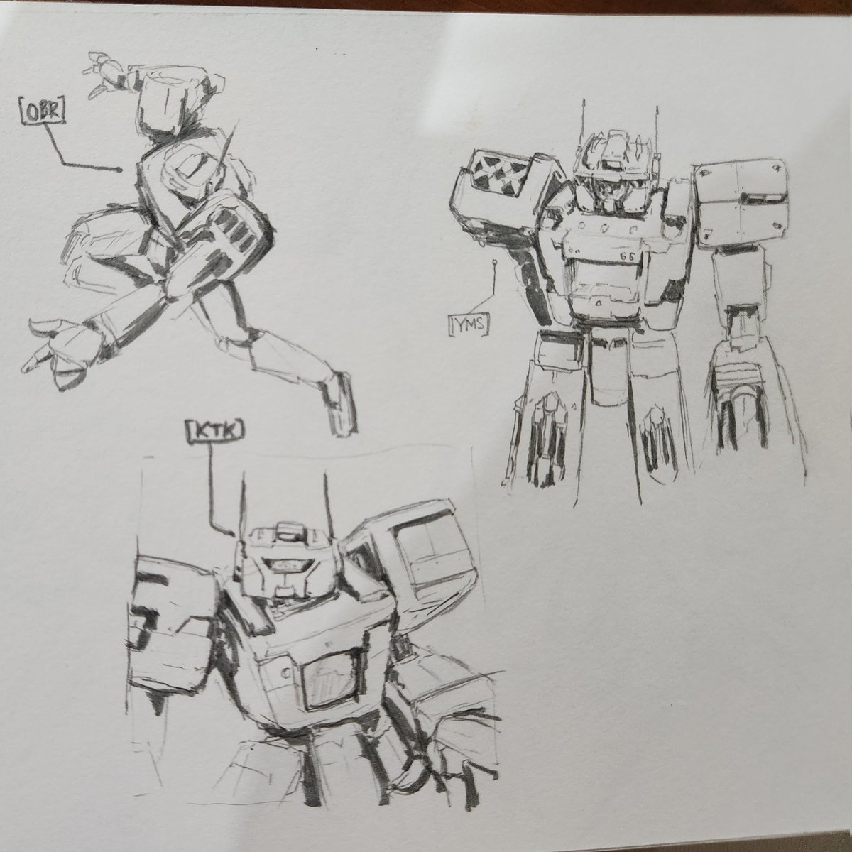 xaicy06's tweet photo. my attempt on.. um, finding my drawing preference

i find the obr is heroic movement thay flows, with simple shapes

while ktk and yms encourage me for a closer look, ktk makes me do 'medium-is-premium', while yms makes me do some piston 'n holes
#mecha #doodle https://t.co/vIM90WBQFM