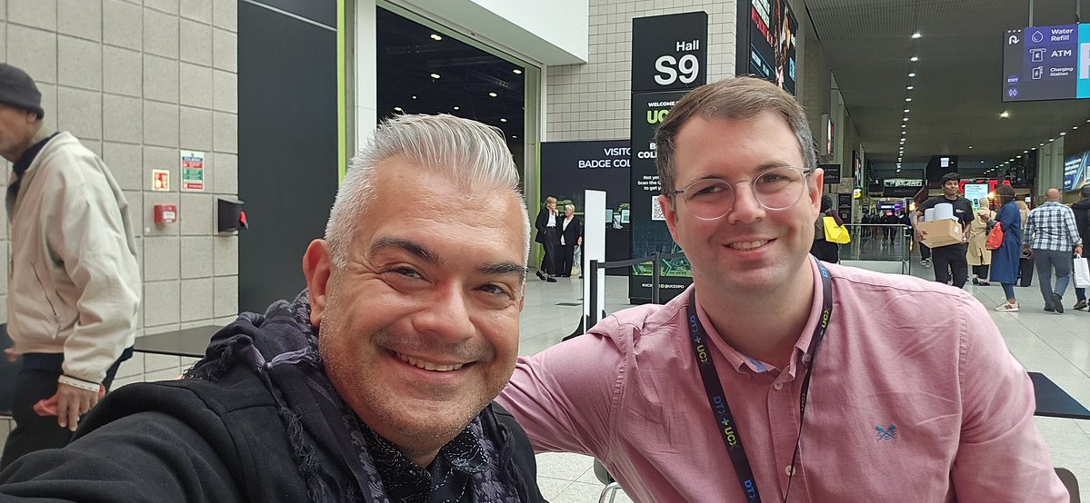 chris_neto's tweet image. Day 1 at @UCEXPO 🥳 #avtweeps