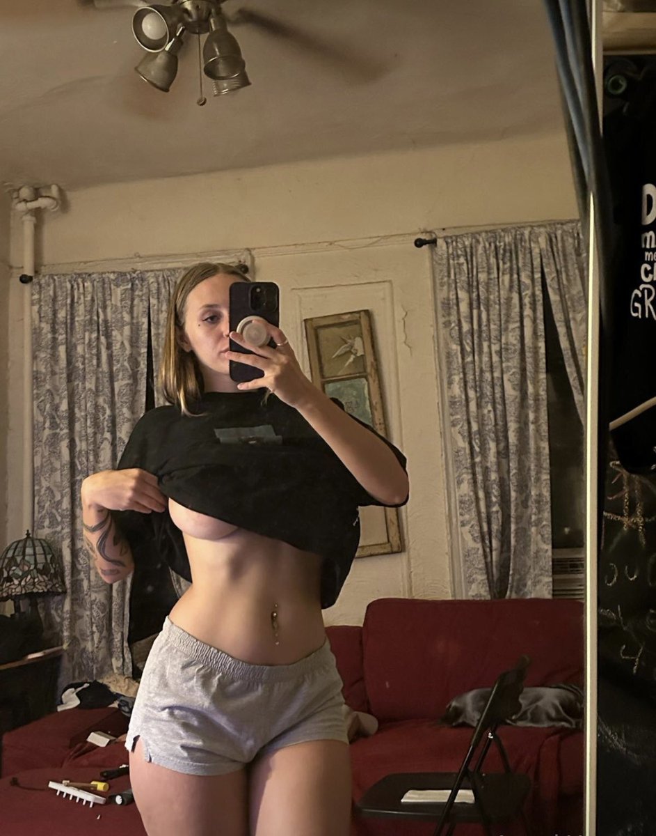 Alexa55516's tweet photo. Horny asf💦💦💦 https://t.co/encwMNGCub