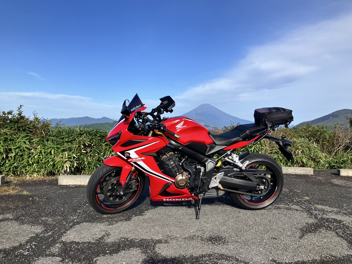 pearnld's tweet photo. 富士山とのツーショット撮れました♪
最高です☺️ https://t.co/ktmIifd7l9