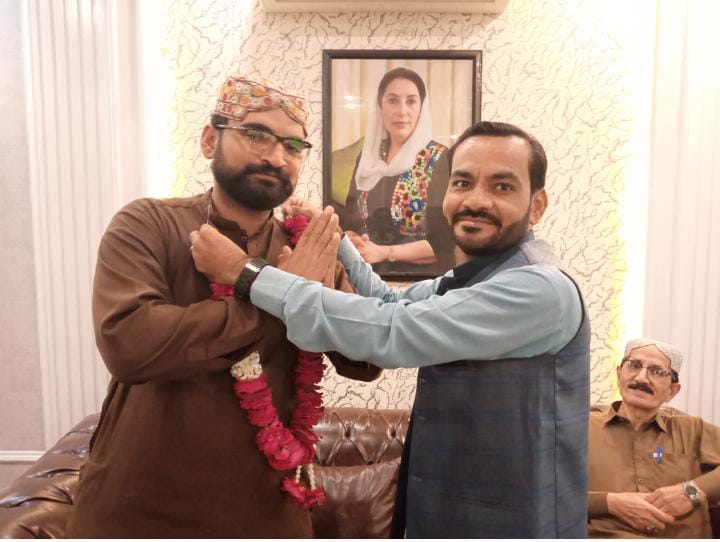 پیپلز ہاری کمیٹی میڈیا کوارڈینیٹر   #آصف علی شاہ صاحب کو جنم دن کی مبارکباد پيش کرتے ہین اللّه پاک خوش رکھے آباد رکھے  آمین 
🎂❤.
<a href="/AsifAli27599245/">Asif Ali Shah PPP</a>