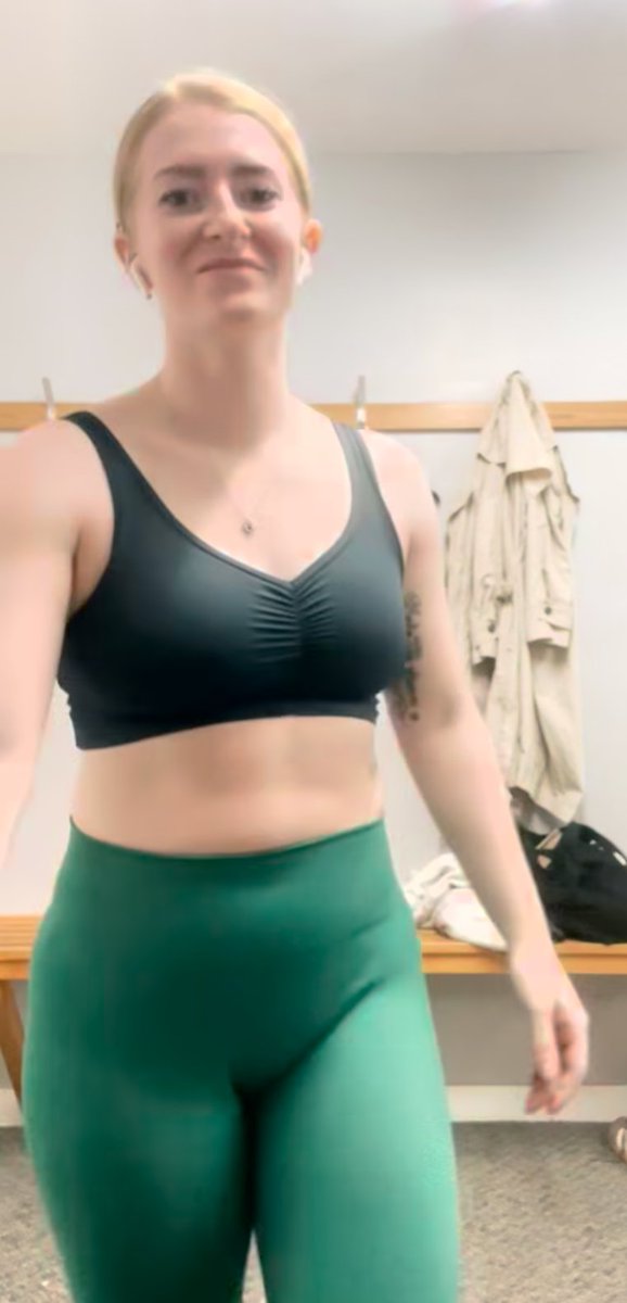 SophiesFembots's tweet photo. Raven Bot -
Are you gonna cover my face again? 🥴😳 https://t.co/hxpMQDz8vc