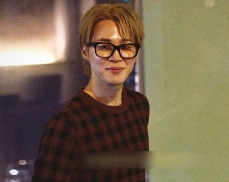 شكله هنا ولا غلطة