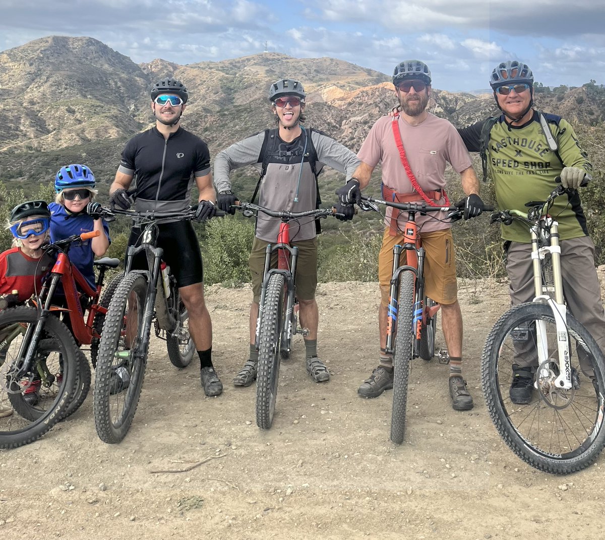 TimMorissette's tweet photo. I might’ve missed National Sons Day, but I’ll never miss a chance to brag about my sons. 💙 Proud to be their dad every single day. 

#DadLife #ProudDad #EverydayIsSonsDay #QualityTime #sons #realestatelife #RealEstate #LakeForest #MrFoothillRanch https://t.co/8zaLKnGcpt