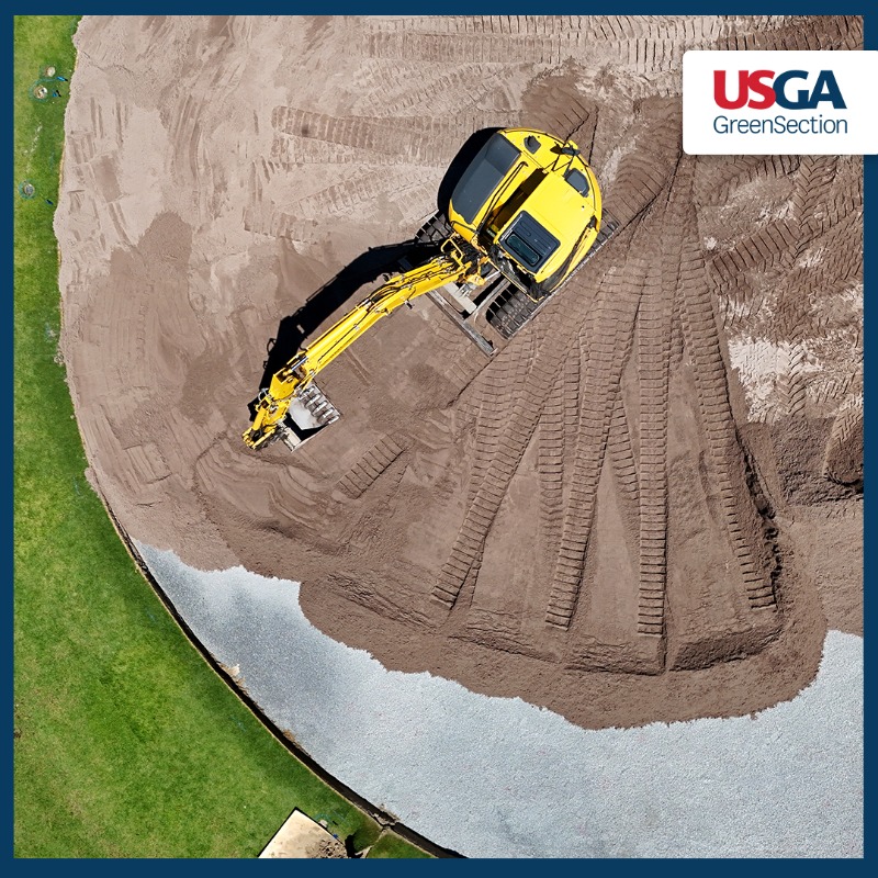 USGAGrnSection's tweet photo. The "variable-depth" method of putting green construction has been gaining popularity as a way to achieve more-consistent moisture content across a putting surface 👇