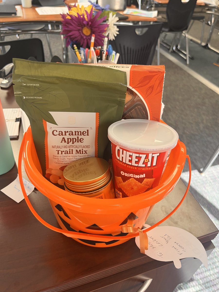 What an awesome Boo Basket from my secret pal!