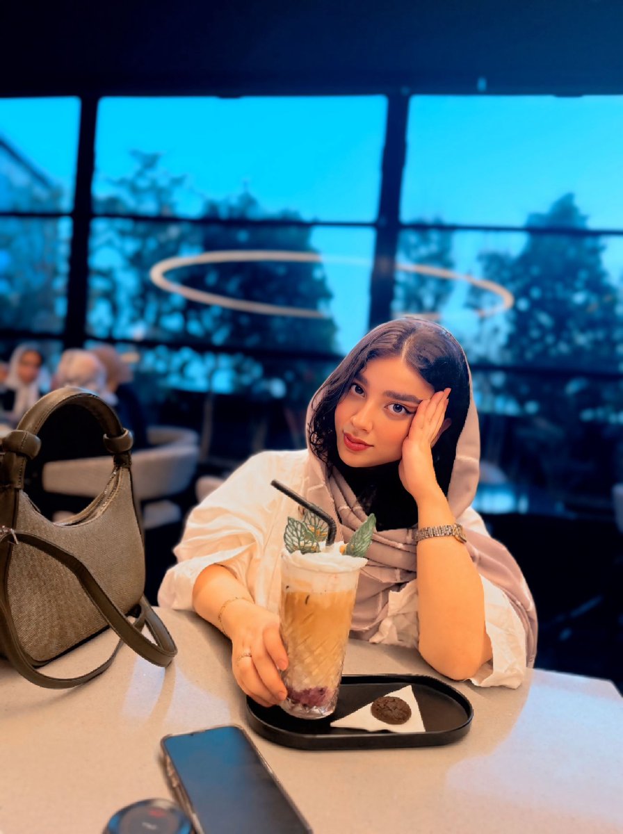 melika🎒 tweet media