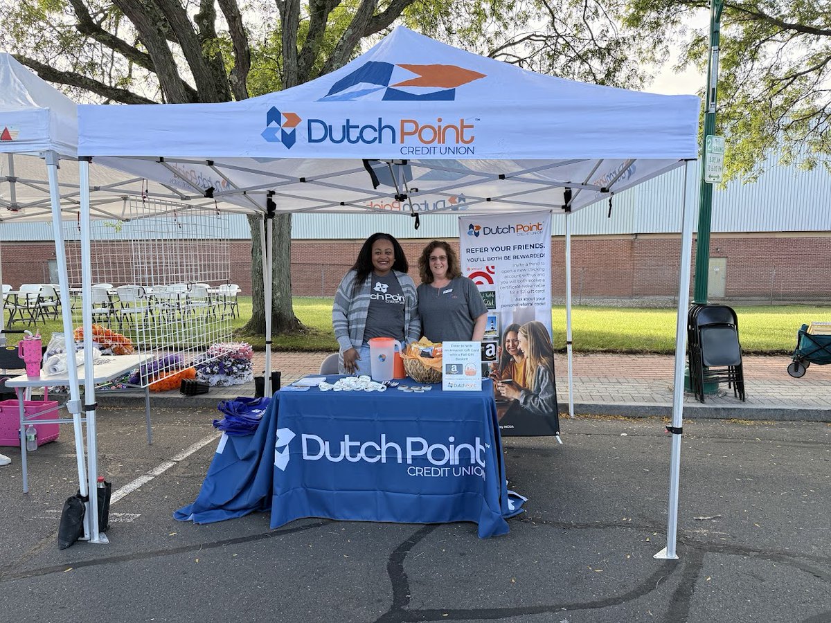 DutchPointCU's tweet image. 💙🧡 Newington showed up big at the Waterfall Festival! We loved connecting with neighbors, meeting new faces, and celebrating what it means to be your community credit union. Real people. Real progress. Every point of the way.

#MakeEveryPointCount #CommunityFirst #DutchPointCU