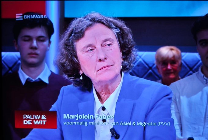 Petra van Dam tweet media
