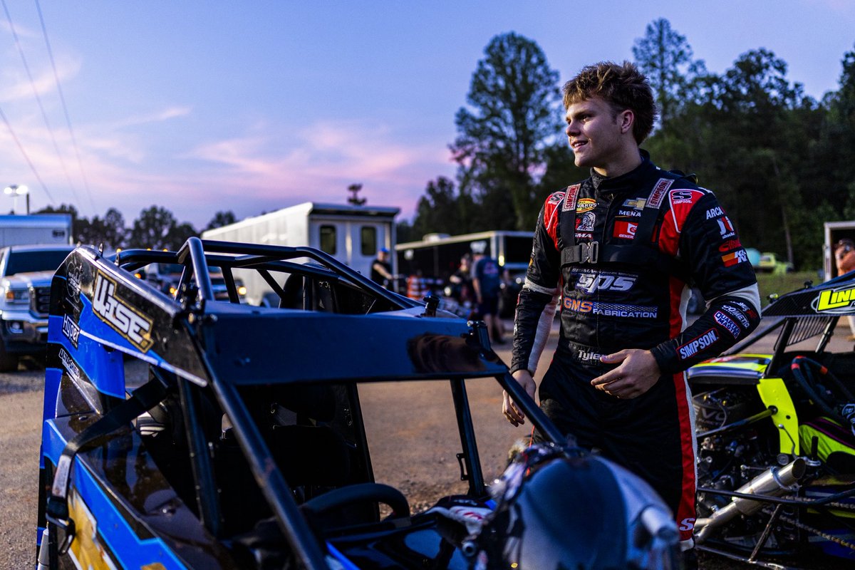 Tyler Reif tweet media