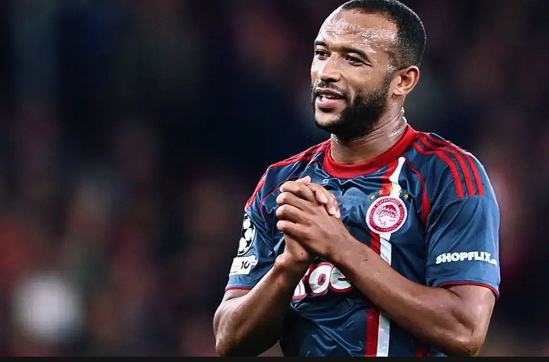 🔴⚔️ 𝝤 𝝤𝝠𝝪𝝡𝝥𝝞𝝖𝝟𝝤𝝨 𝝚𝝙𝝚𝝞𝝣𝝚 𝝭𝝪𝝬𝝜 𝝨𝝩𝝤 𝝠𝝤𝝢𝝙𝝞𝝢𝝤 𝝟𝝤𝝢𝝩𝝦𝝖 𝝨𝝩𝝜𝝢 𝝖𝝦𝝨𝝚𝝢𝝖𝝠, 𝝥𝝖𝝠𝝚𝝭𝝚 𝝡𝝚𝝬𝝦𝝞 𝝩𝝤 𝝩𝝚𝝠𝝤𝝨, 𝝖𝝣𝝞𝝛𝝚 𝝩𝝤𝝢 𝝗𝝖𝝝𝝡𝝤, 𝝖𝝠𝝠𝝖 𝝚𝝫𝝪𝝘𝝚 𝝬𝝮𝝦𝝞𝝨 𝝖𝝢𝝩𝝖𝝡𝝤𝝞𝝗𝝜 𝝖𝝥𝝤 𝝩𝝤 𝝚𝝡𝝞𝝦𝝚Ϊ𝝩𝝨.
#olympiacosfc #oly