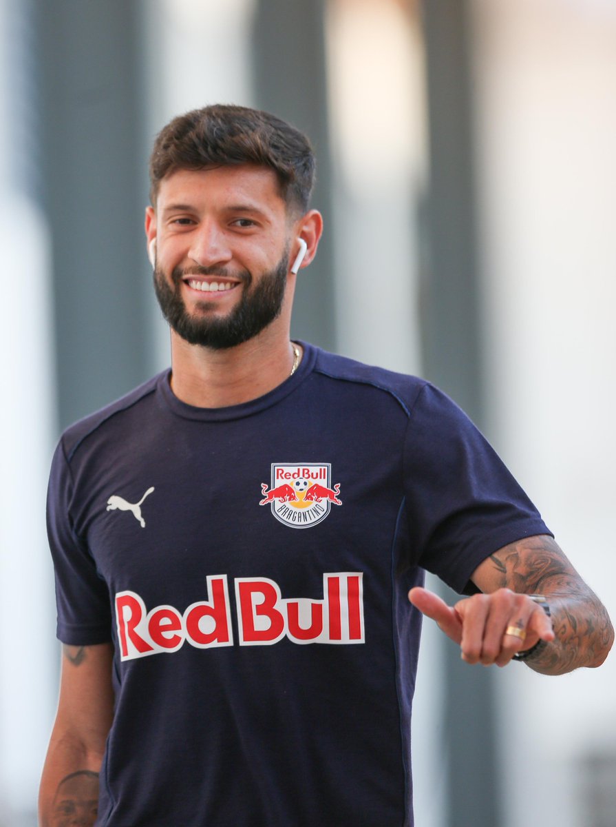 RedBullBraga's tweet image. He&apos;s back! 😤

📸: Ari Ferreira

#RedBullBragantino #ForçaInterior
