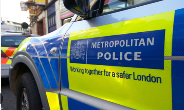 The_Muslim_Vote's tweet photo. Surely an independent review free of political interference is required...for too long the abuse of power has been allowed to prevail. There must be a change and bring integrity to the police force. https://t.co/SNmu1Txdf4