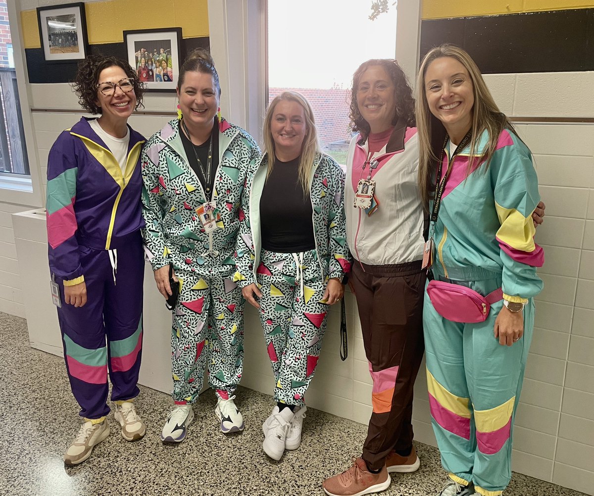 MrsDanielGifted's tweet image. Totally looking #rad for #Workout Wednesday at @SterlingElem