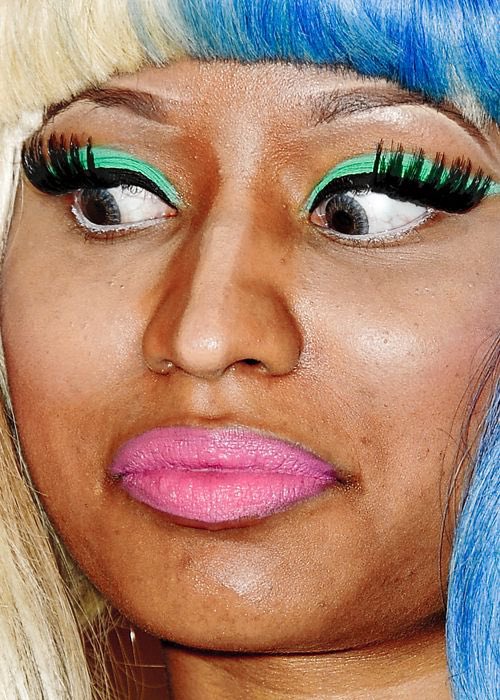grandeunext's tweet photo. @iamcardib Cardi, you gonna be going back and forth with this Schizo till the end of time. She has nothing left to lose. She got no brand deals, no award show or red carpet invites, and her next album bout to be certified wood. You still winning in life. Just let her tweet to a brick wall! https://t.co/sULrljjVyo