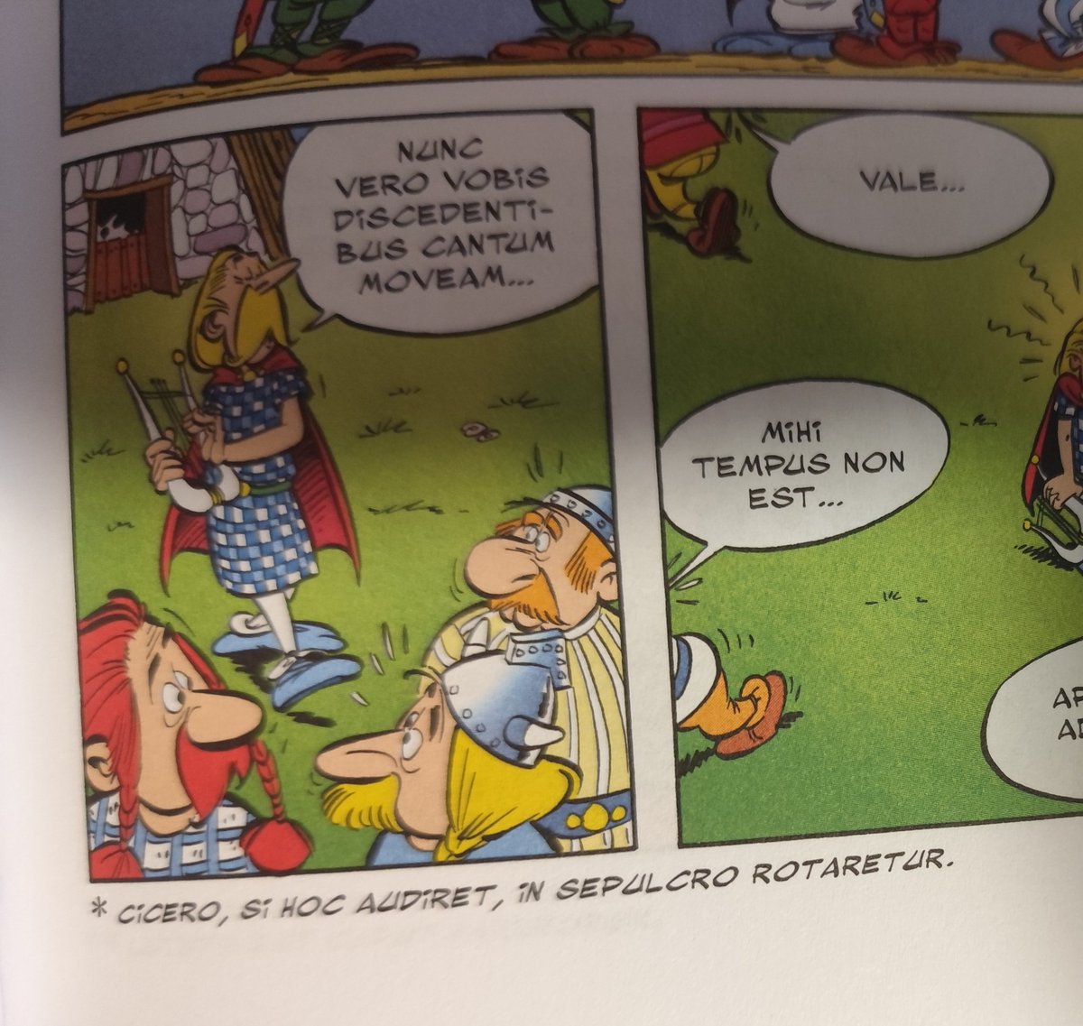 Pau3spi's tweet photo. L'autèntica raó per estudiar filologia clàssica, poder llegir Astèrix i Obèlix en versió original https://t.co/HMHShOJUN4