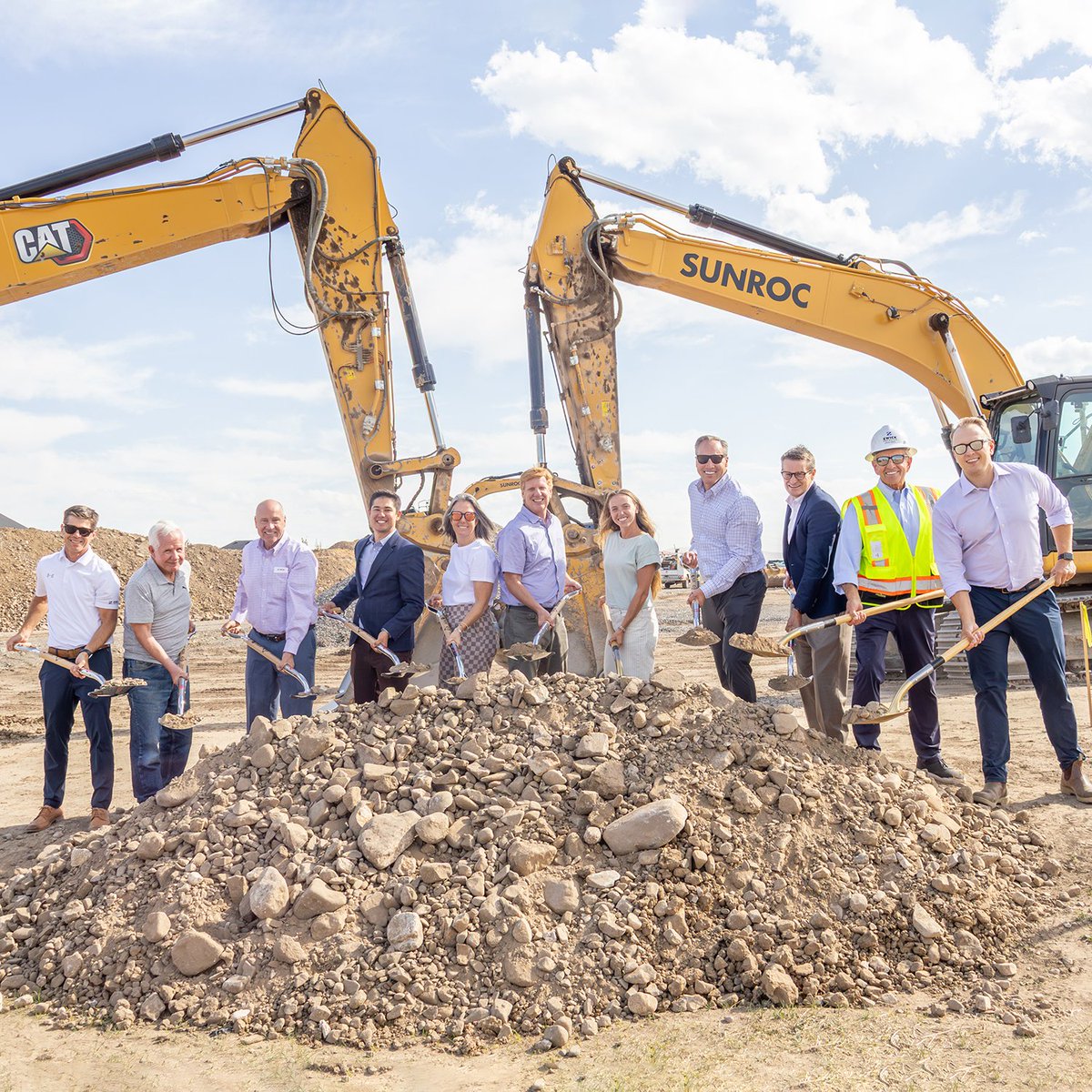 ZwickBuilds's tweet image. Zwick was honored to take part in the groundbreaking ceremony of Gardner Group’s newest project, GEM West Jordan. This sizable community will feature one-, two-, and three-bedroom units while offering residents access to a pool, clubhouse, gym, and other amenities.