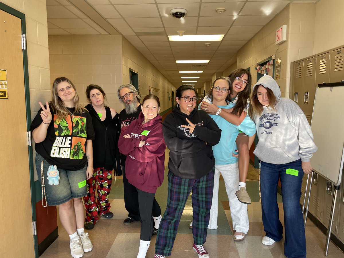 Lisa Wyke tweet media