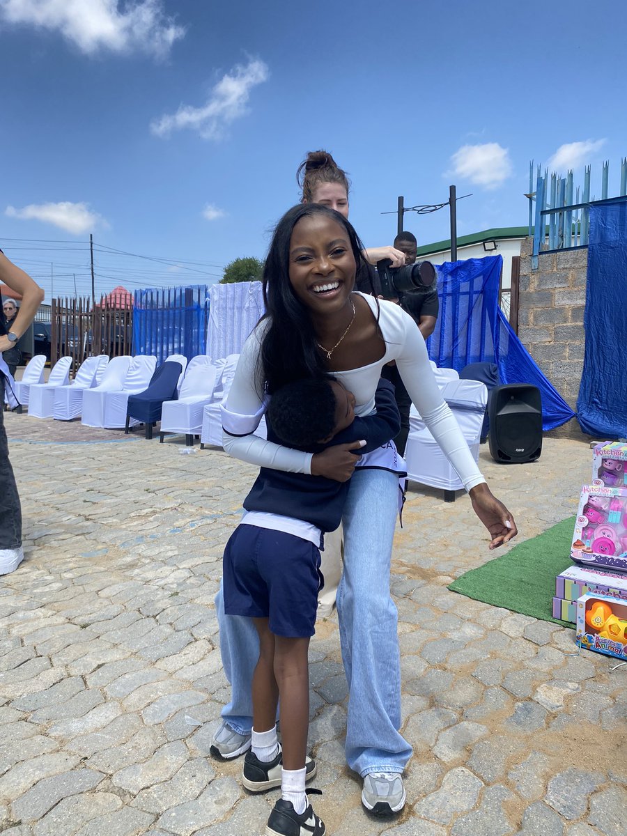 GivenReporter's tweet image. What a successful activation deep in Alexandra Township it was! It was a pleasure to meet the Miss SA 2025 finalists. 

Photographed by: me 😊

#MissSA2025