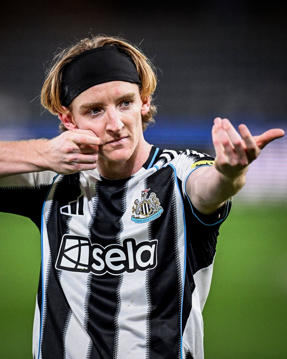 Anthony Gordon after #NUFC's 4-0 Champions League victory:

"Confidence isn't real. I think you work hard enough and things will eventually go your way, and we are that team, I am that as an individual."

Brilliant performance from him today, getting back to his best 👏