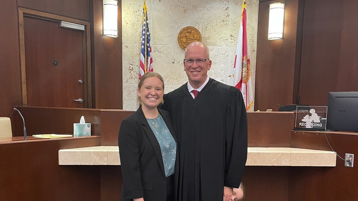 SWFLCourts's tweet photo. Congratulations to Sophie McFee on becoming one of Florida’s newest attorneys! 👩⚖️
Circuit Judge Shannon McFee had the honor of swearing in his daughter after she successfully passed the Bar. Sophie earned her BS from USF and JD from Stetson Law School!
@TheFlaBar #SWFL #FLBar https://t.co/moRp1JXwO3
