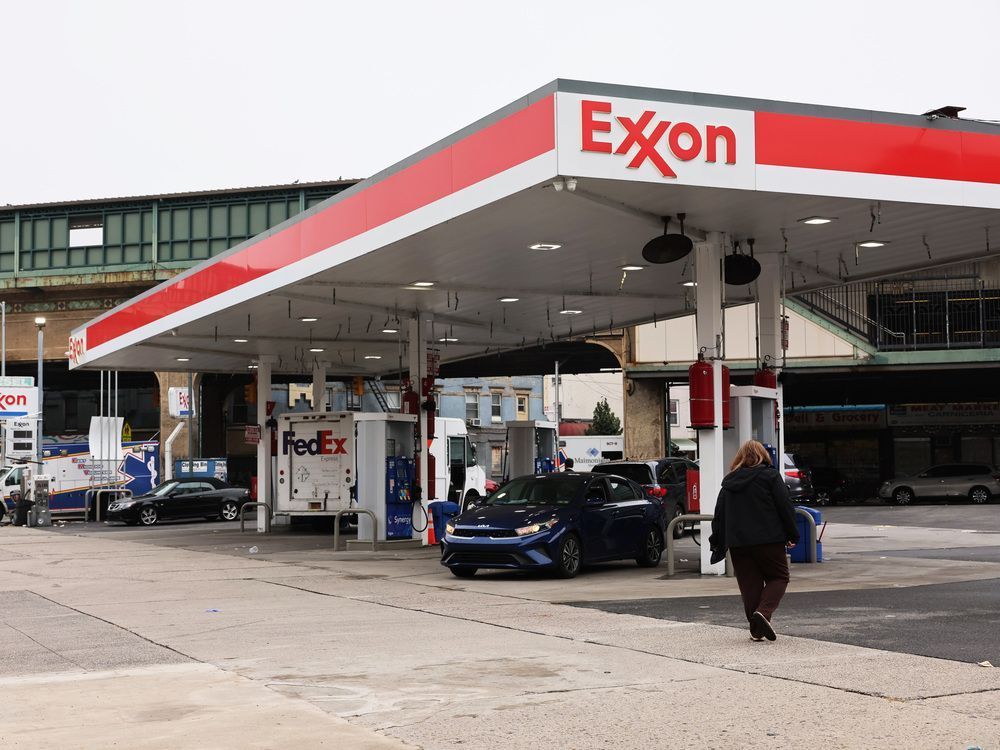 nationalpost's tweet image. From our partners @financialpost: Exxon Mobil cutting 20% of its St. John&apos;s workforce amid global restructuring
financialpost.com/commodities/en…