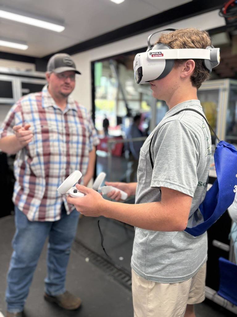 LCSforKids's tweet image. ENDLESS OPPORTUNITIES: Eighth grade students from across the District had the chance to engage with local business and industry leaders Wednesday as part of the Endless Opportunities Career Fair at Ingalls Harbor in Decatur.