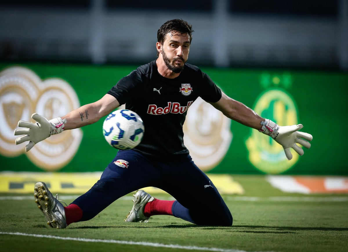 RedBullBraga's tweet image. Aquecimento do Braga! 🔥⚽️

📸Ari Ferreira 

#RedBullBragantino #ForçaInterior