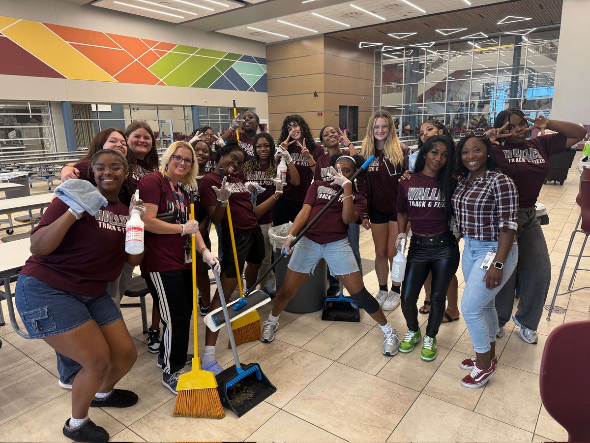 MrsLeeHistory's tweet image. Proud of our WHS Track and Field Girls for helping out the custodial staff in the cafeteria today to celebrate Custodial Appreciation Day! #trackandfield #trackteam #service #community #wearewaller