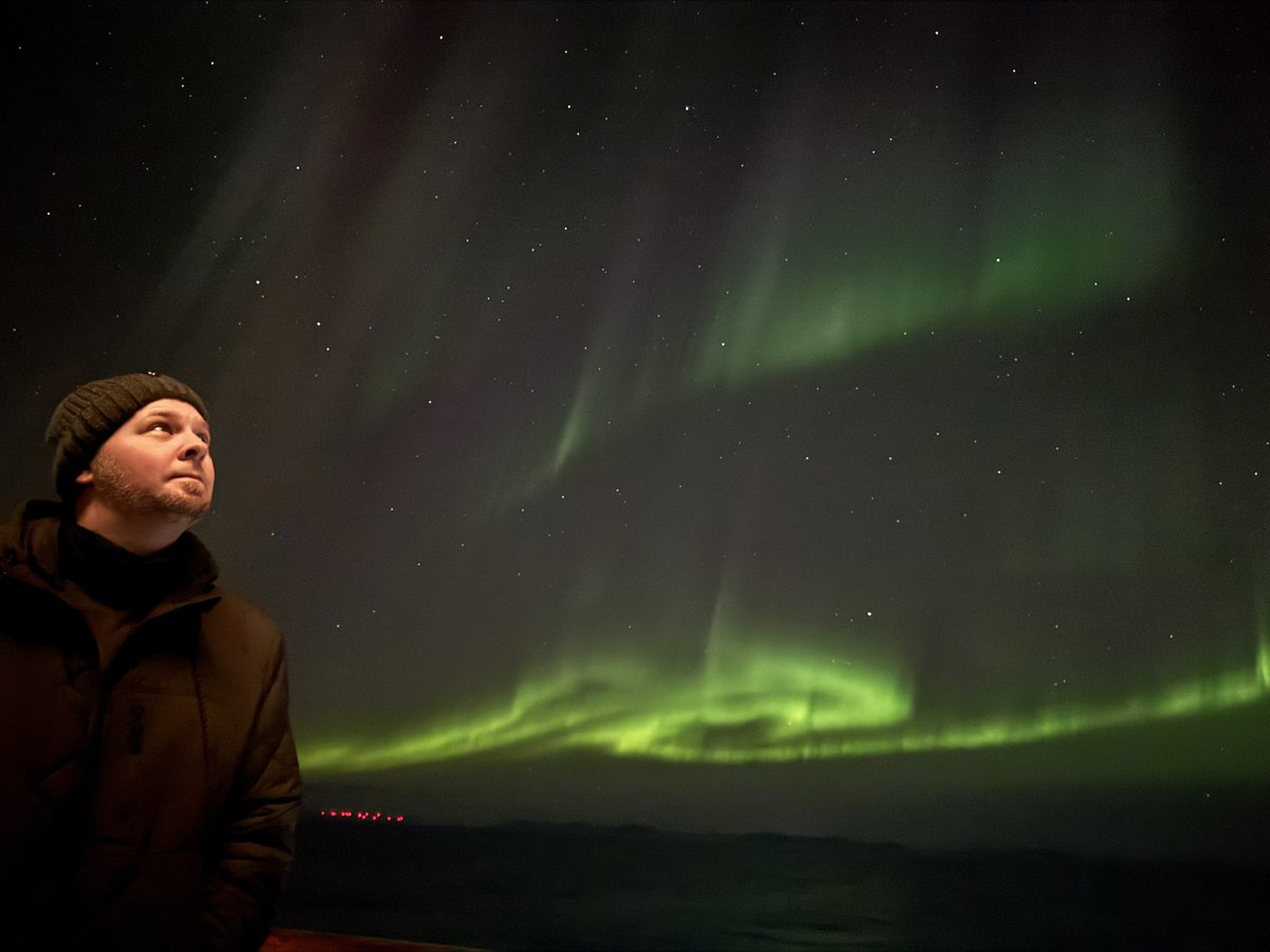 juzcook's tweet image. Third trip I’ve taken over the last 6 years in the hopes of seeing the northern lights, and finally it happened!