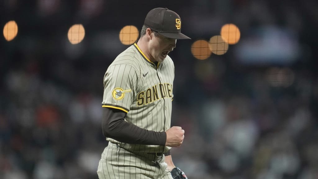 RP to record 5+ Strikeouts in a #Postseason game; comprised all of pitcher's outs:

-Mason Miller, #Padres, today, 5
-Liam Hendriks, A's, 9/30/20, 5
-Andrew Miller, CLE, 10/14/16, 5
-Kelvim Esobar, LAA, 10/16/05, 5
-José Cabrera, HOU, 10/8/99, 6
-Todd Worrell, STL, 10/24/85, 6