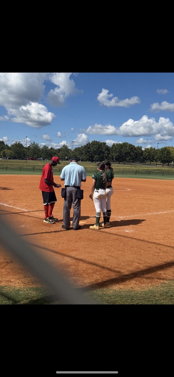 Lana Nolan tweet media