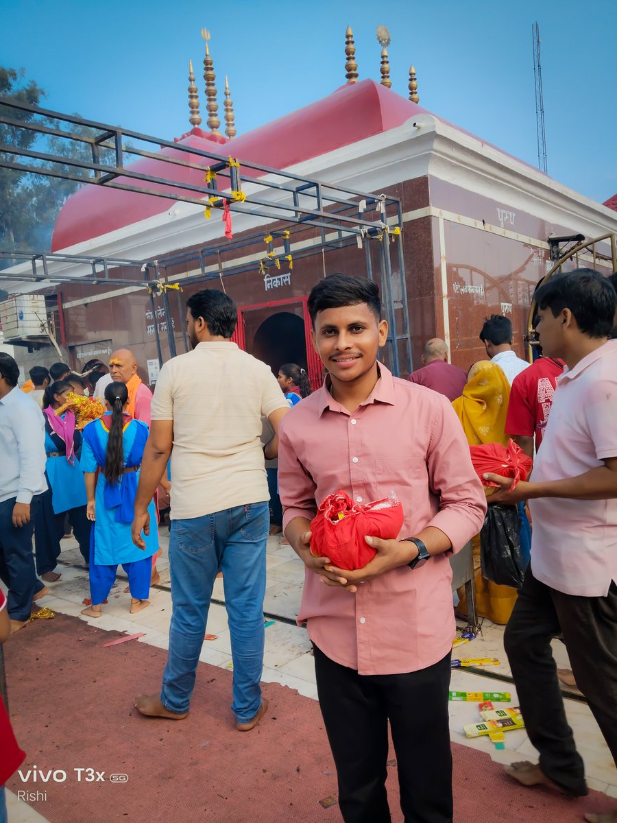 rishikeshgoit's tweet photo. 📍थावे वाली माता , गोपालगंज https://t.co/ST0nH1ZY2m