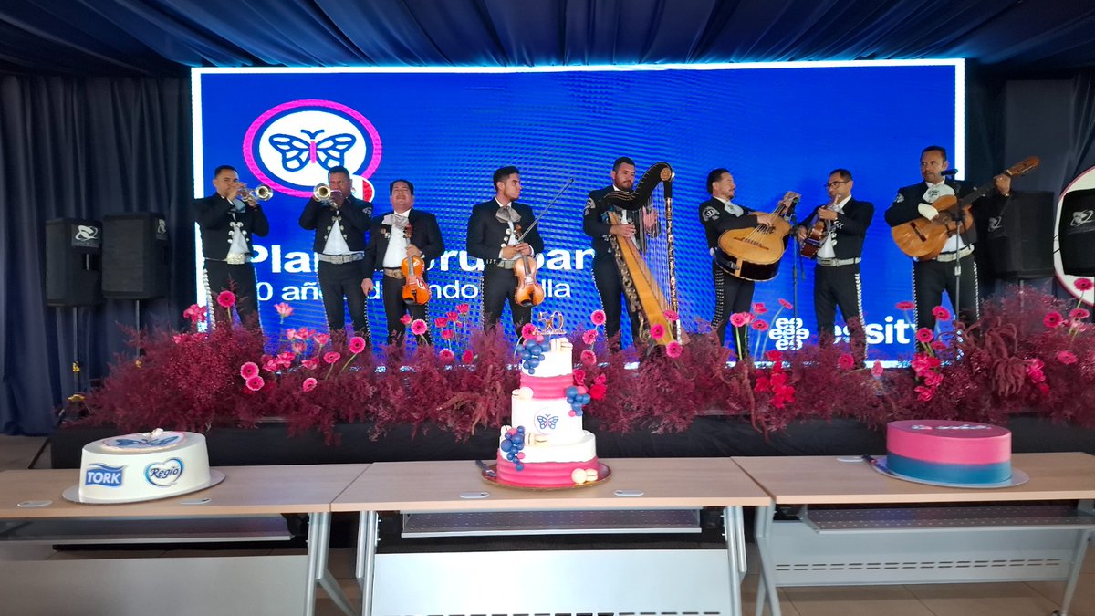 ¡Así celebramos los 50 años de nuestra planta Uruapan en Essity!

Un espacio en el que festejamos con nuestros colaboradores, quienes han hecho posible este logro, contribuyendo durante 50 años al bienestar de las personas y al cuidado del planeta.

#EssityMx #EssityCareers