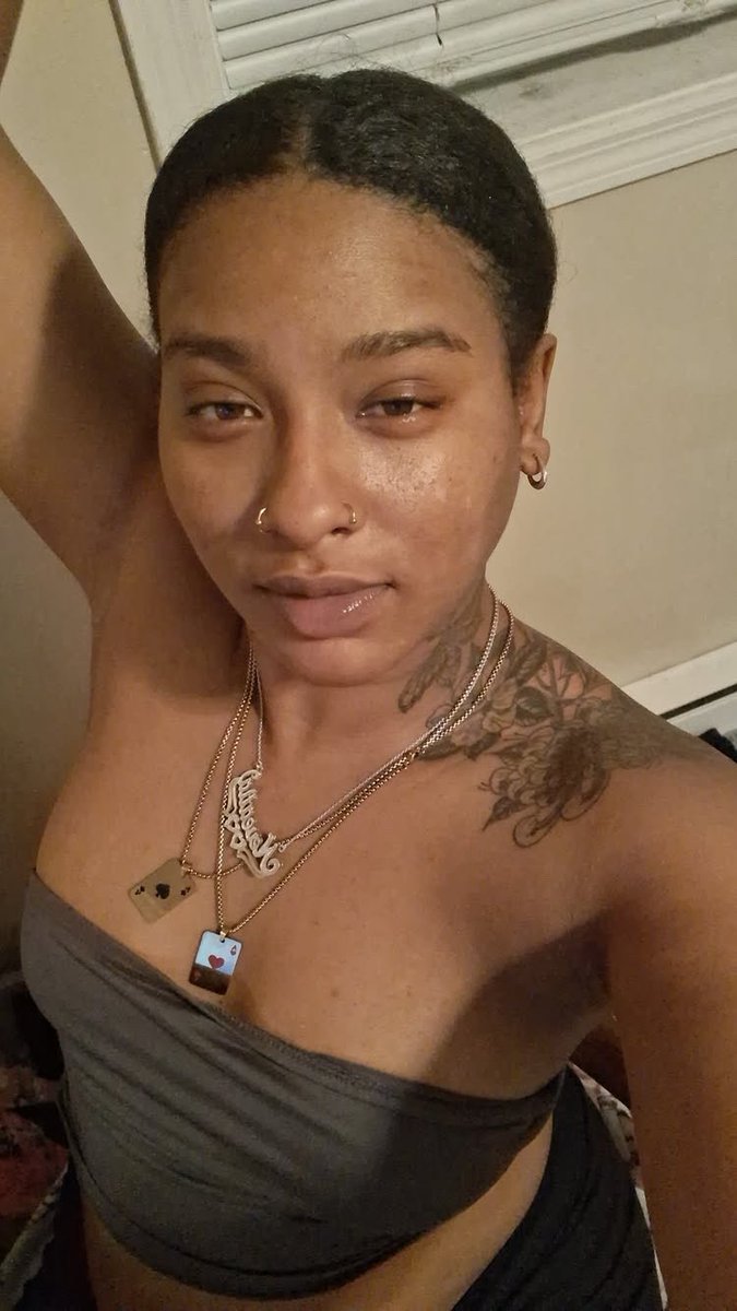 Tiabeaniee tweet media