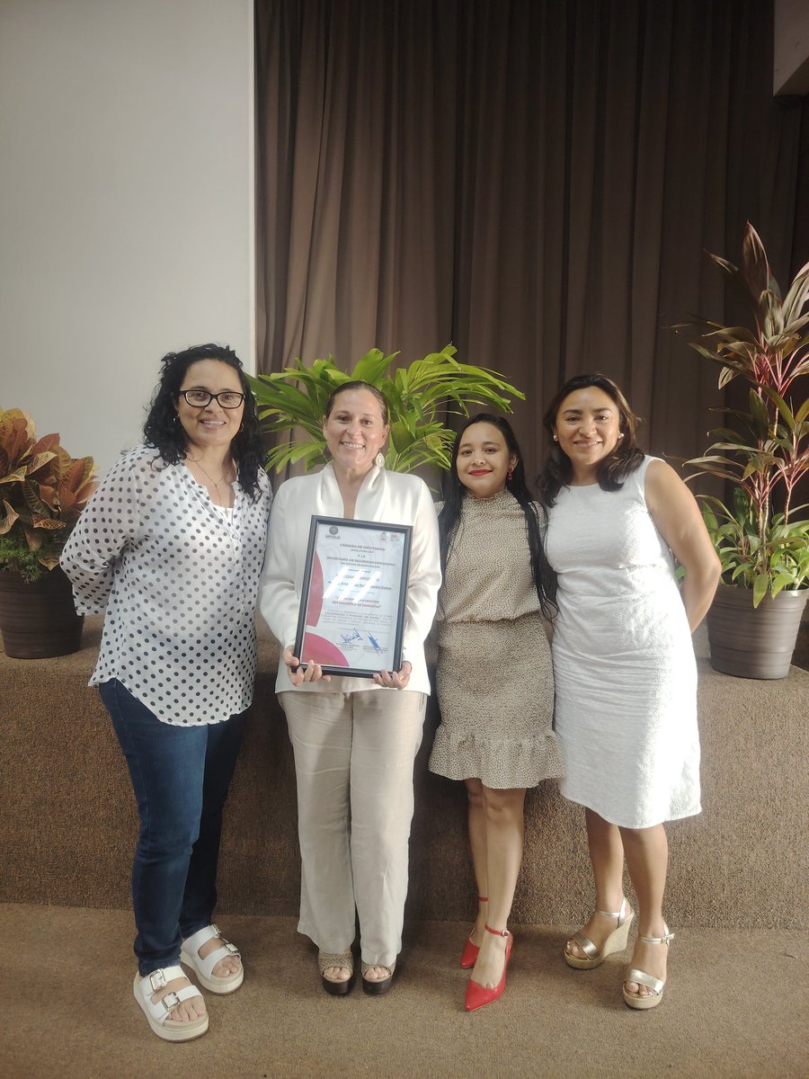 msjmnna's tweet photo. El día 26 de Septiembre del presente año.

La Mesa de Seguridad y Justicia para Mujeres, Niñas, Niños y Adolescentes, asistió al Foro de Concientización y Prevención del Suicidio. 

Un espacio para dialogar, aprender y compartir estrategias que pueden salvar vidas. 🤝 https://t.co/TqXqkSGCr0