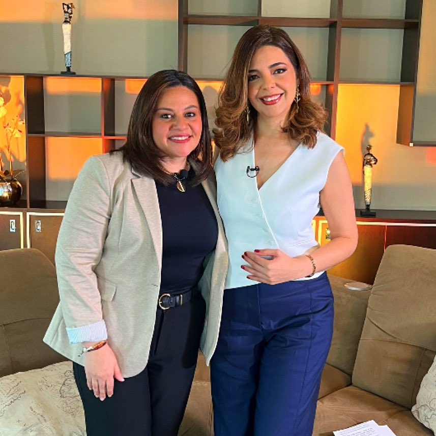 Compartimos un interesante programa con Jessy Ayestas, Directora de Ceutec hablamos sobre las tendencias globales en la educación. 

🚀 youtu.be/vQSw98YubZY?si…

#Aniversarioceutec #20años <a href="/Ceutec_hn/">Ceutec Honduras</a> <a href="/UNITEC_hn/">UNITEC Honduras</a> 
#Grandesideas #Macros 
#Educación #Emprendimiento #Negocios