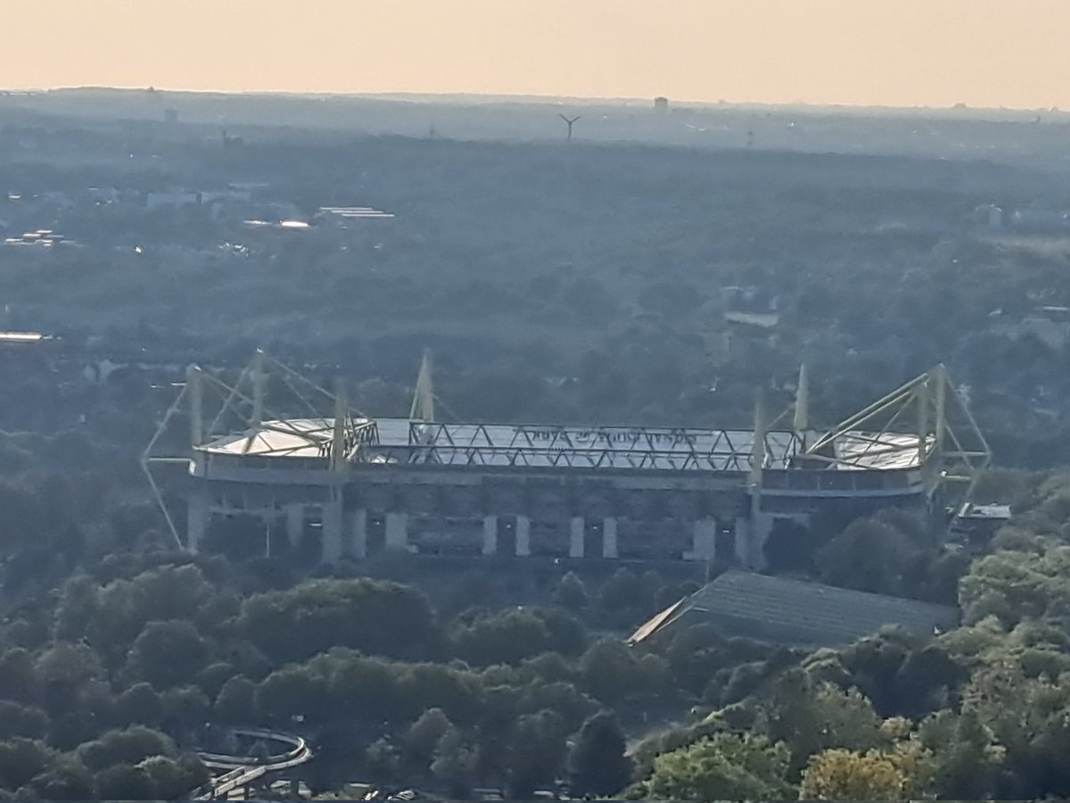 SjoerdVVV's tweet image. ¡Noche de Champions!

Europapokal in Dortmund.